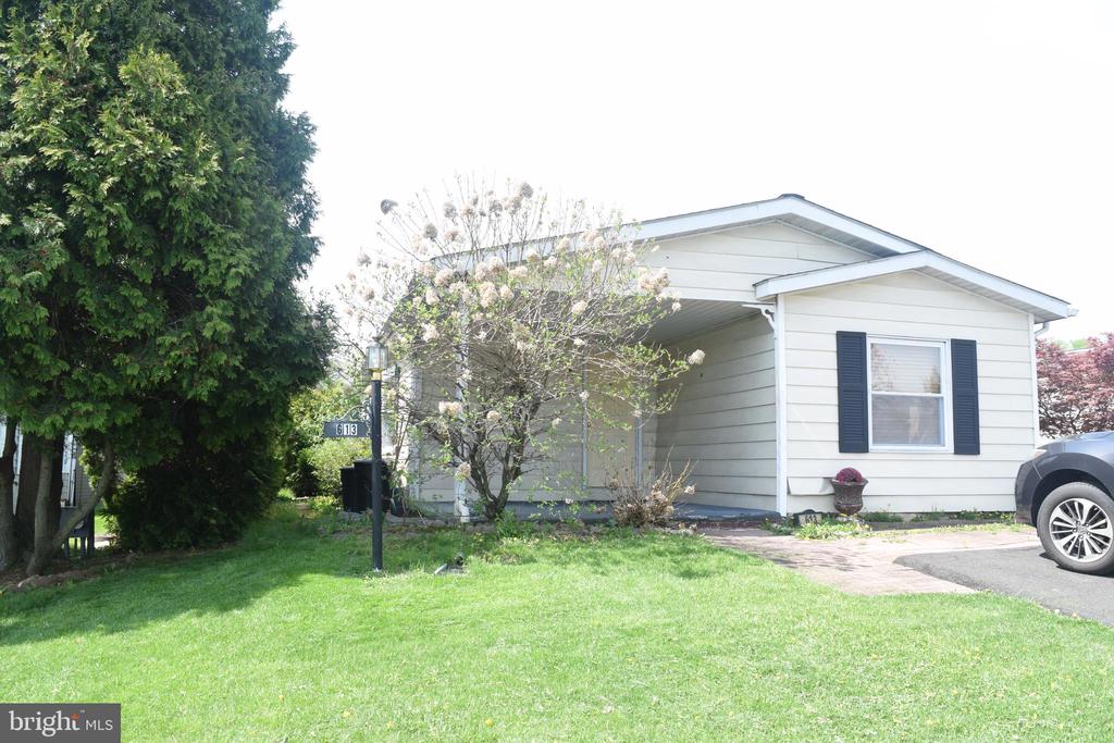 613 STREAM VIEW DRIVE
