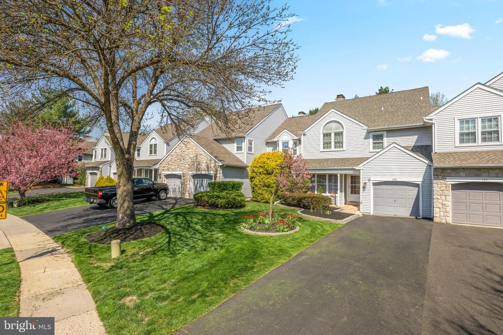 102 FILLY DRIVE