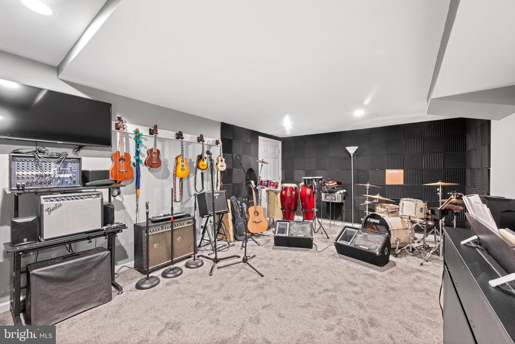 102 FILLY DRIVE