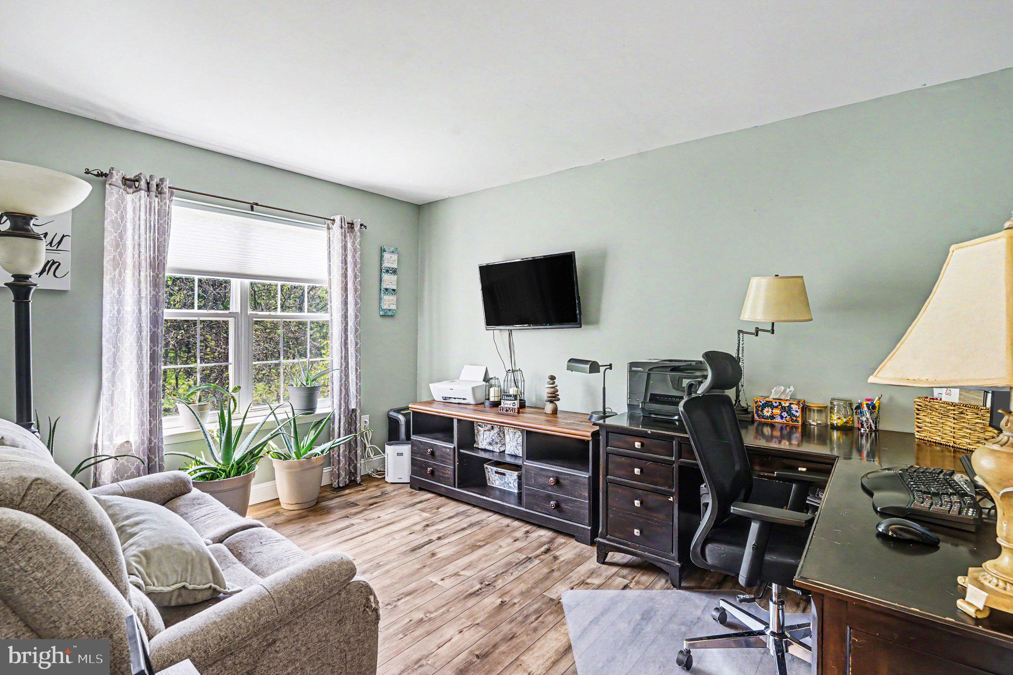 1105 SUN VALLEY DRIVE