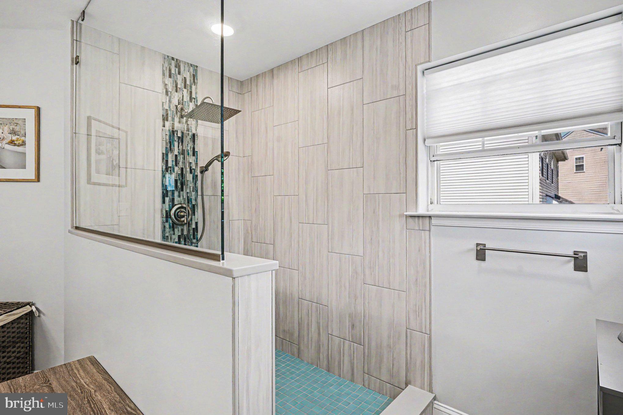 1105 SUN VALLEY DRIVE