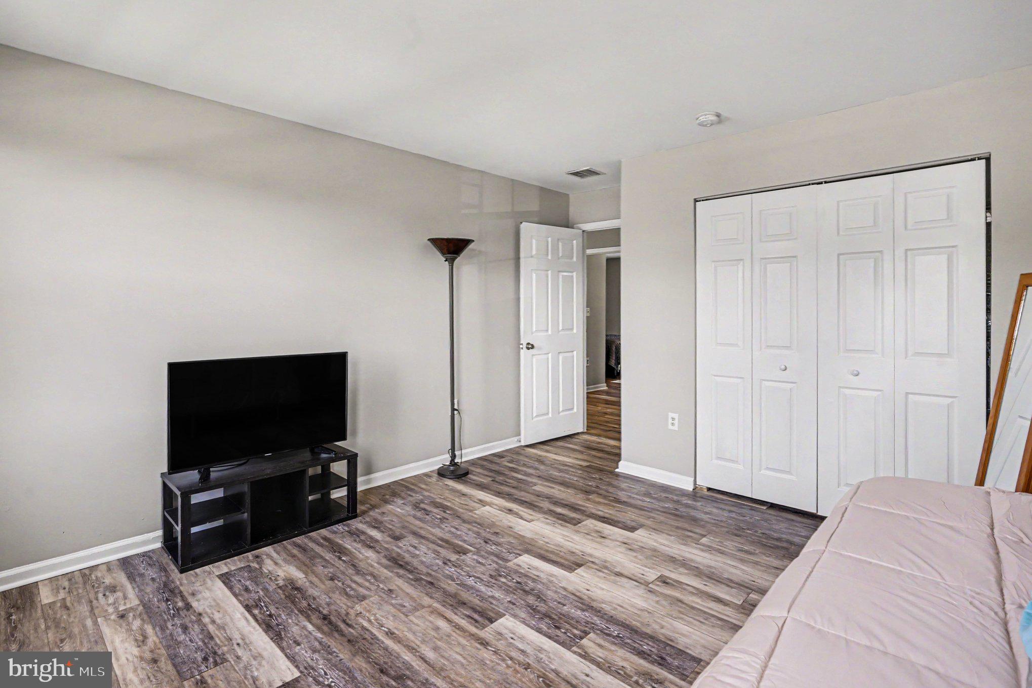 1105 SUN VALLEY DRIVE