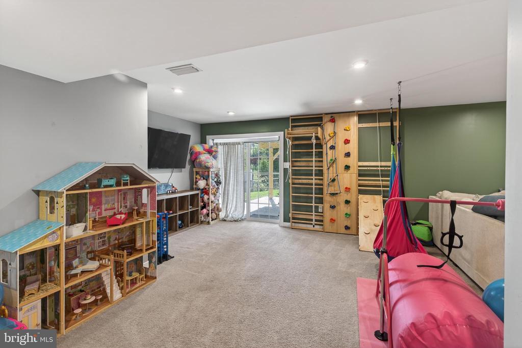 138 PIXIE MOSS ROAD