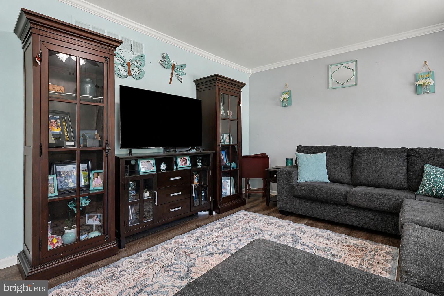 87 KING WAY