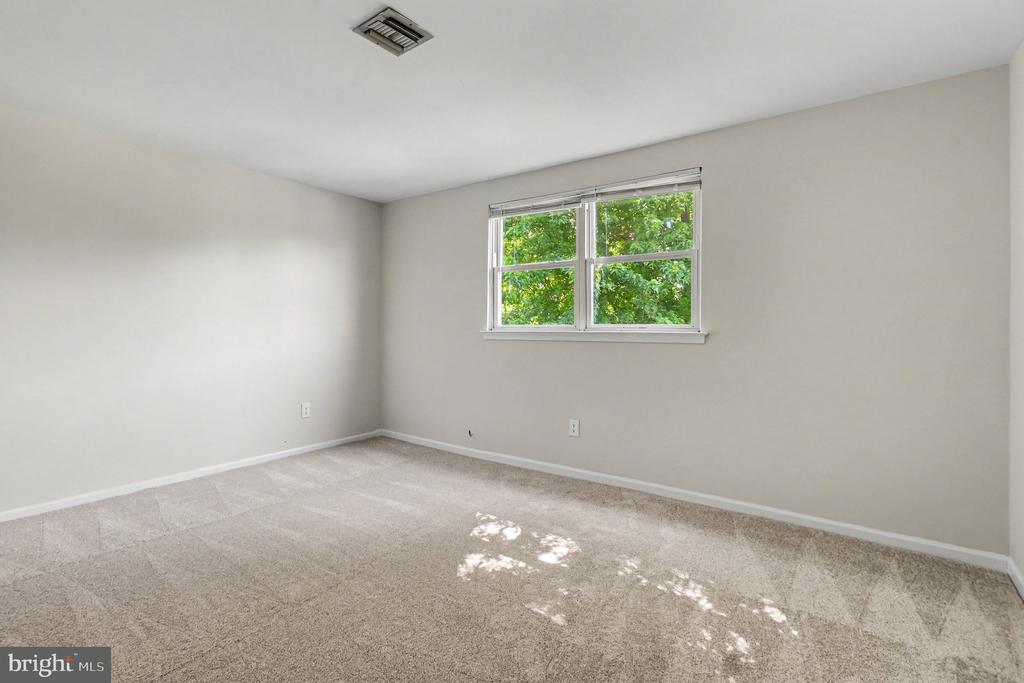 208 N TROOPER ROAD
