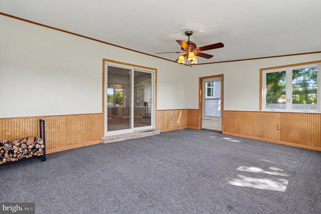 208 N TROOPER ROAD