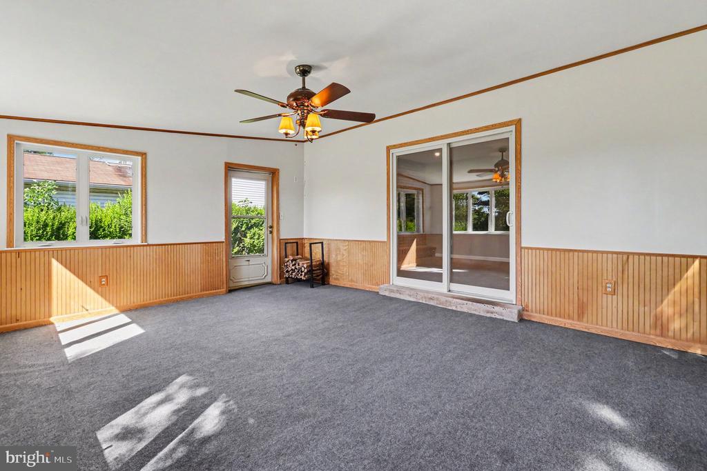 208 N TROOPER ROAD