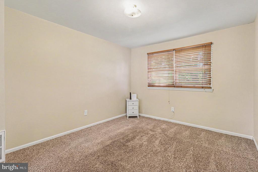 208 N TROOPER ROAD