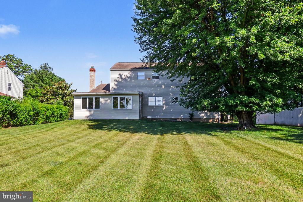 208 N TROOPER ROAD