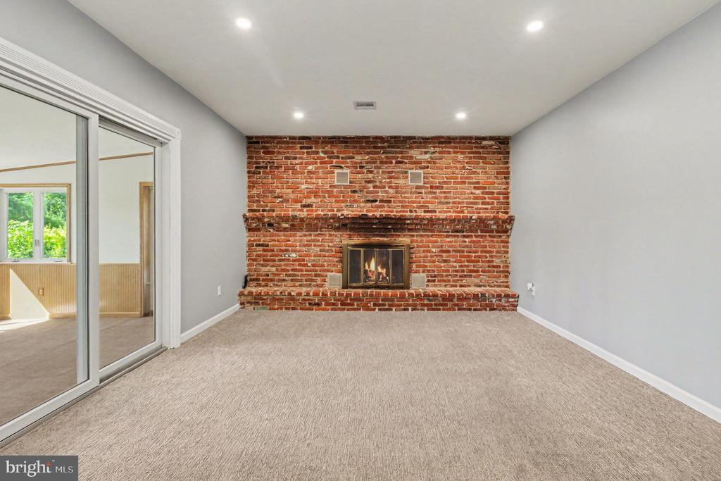 208 N TROOPER ROAD