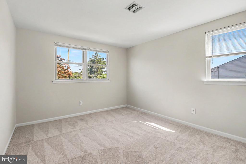 208 N TROOPER ROAD