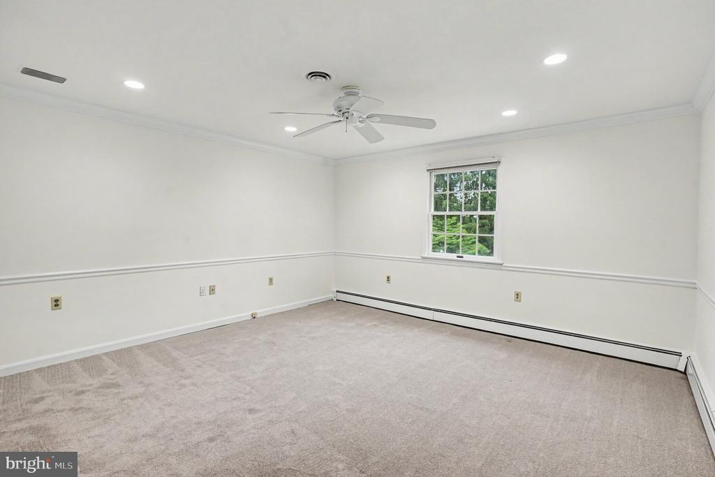 3015 OAK DRIVE