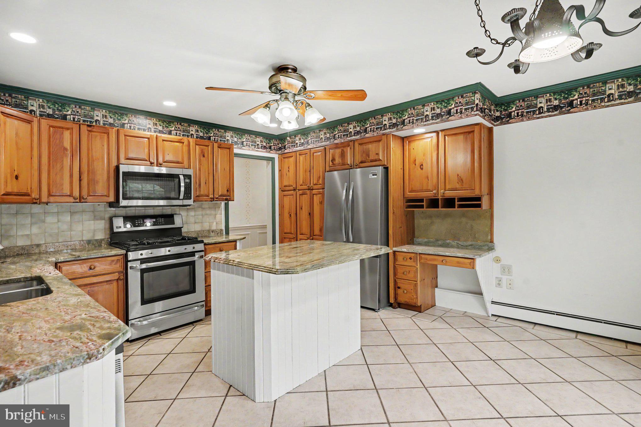 3015 OAK DRIVE