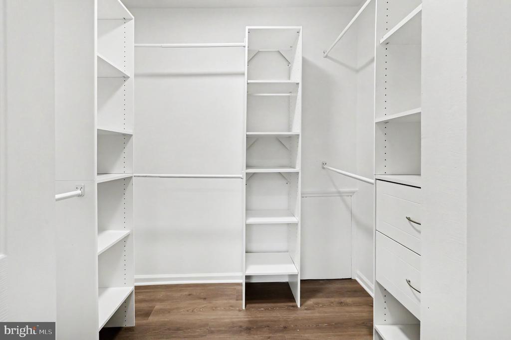 1705 GLENN LANE