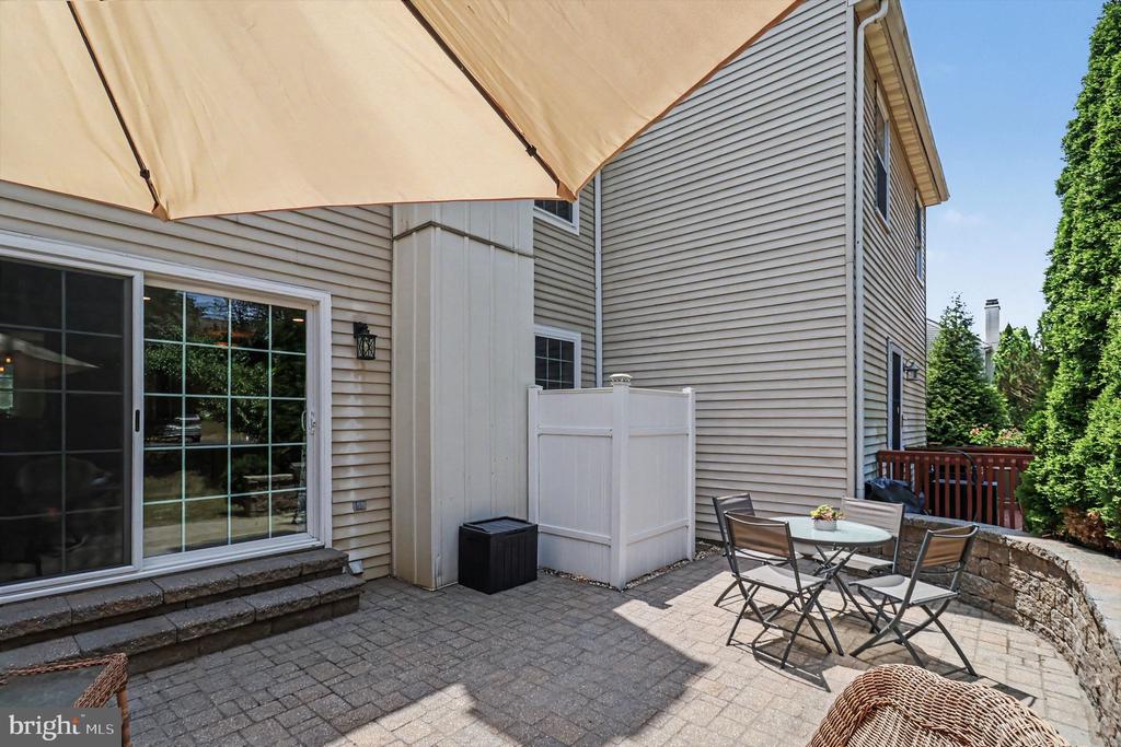 16 VILLAGE DRIVE
