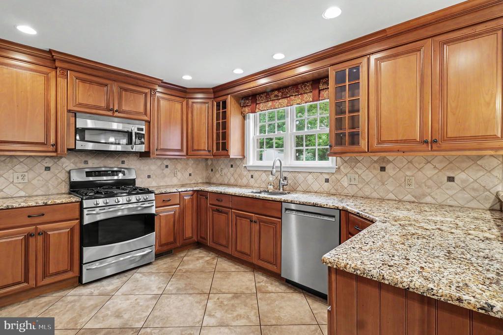 1770 SLAYTON DRIVE