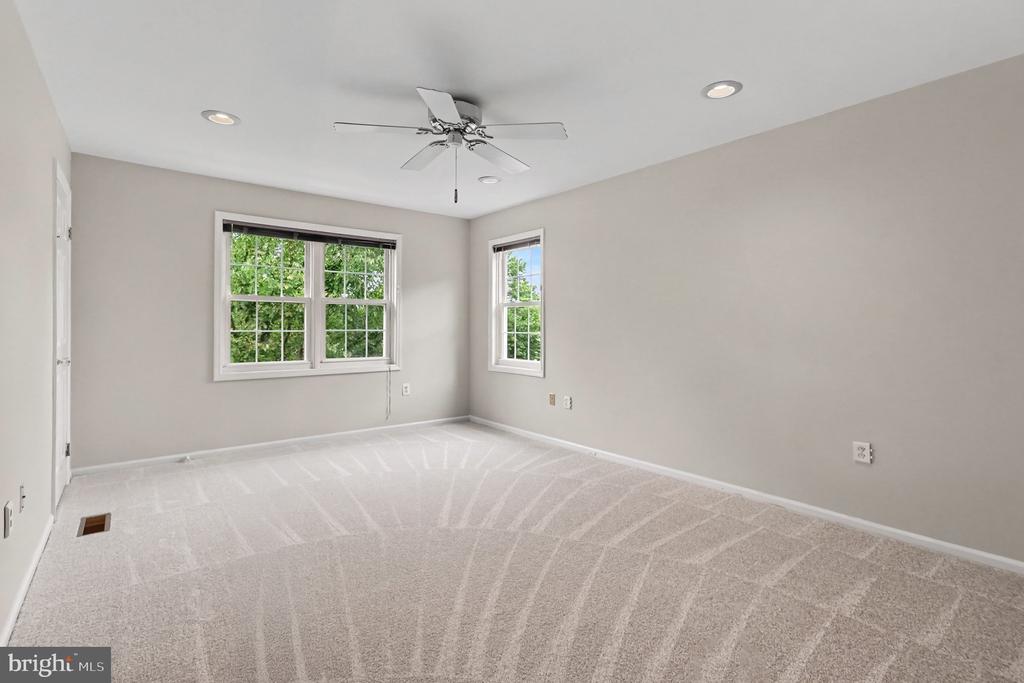 1770 SLAYTON DRIVE