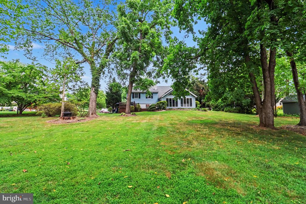 1229 HOFFMAN ROAD