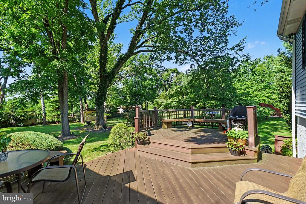 1229 HOFFMAN ROAD