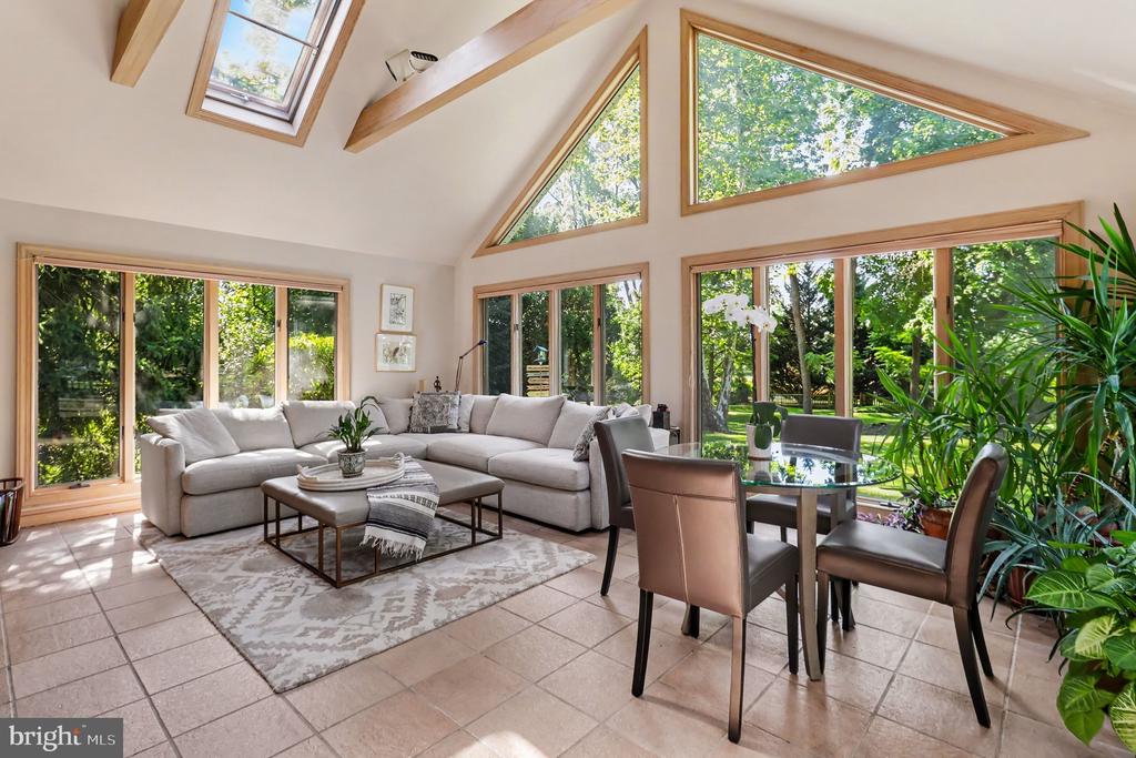 1229 HOFFMAN ROAD
