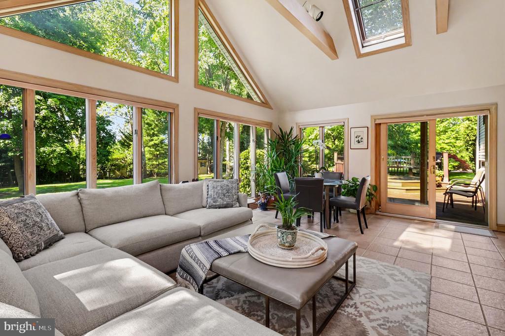 1229 HOFFMAN ROAD