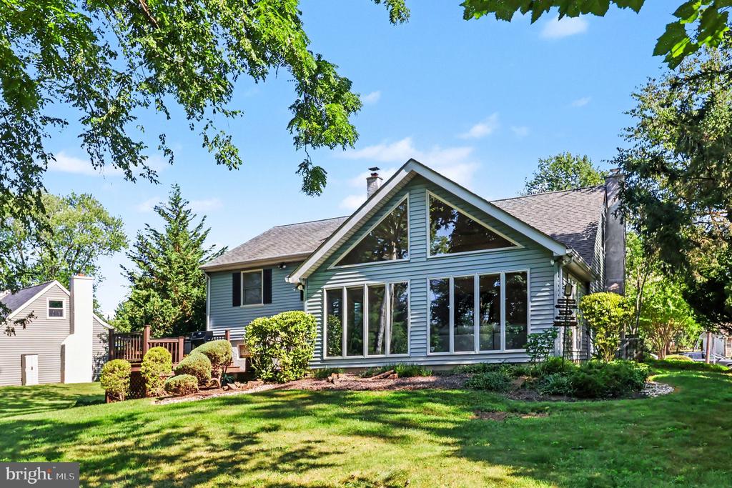 1229 HOFFMAN ROAD