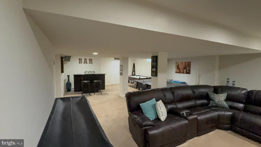 2114 LARKSPUR COURT