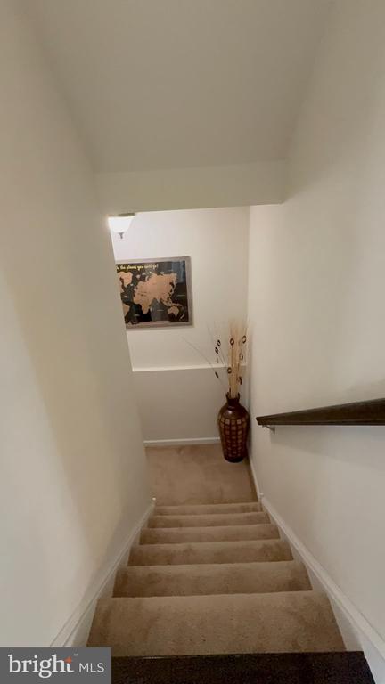 2114 LARKSPUR COURT
