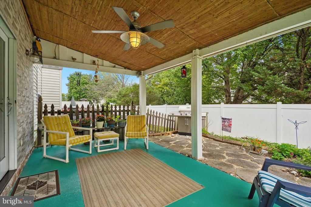 420 PLEASANT VALLEY DRIVE