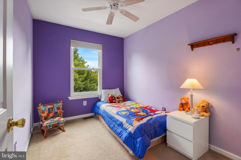 420 PLEASANT VALLEY DRIVE