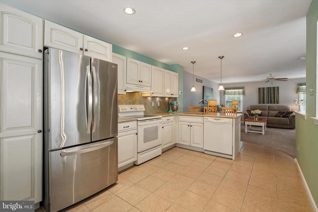 420 PLEASANT VALLEY DRIVE