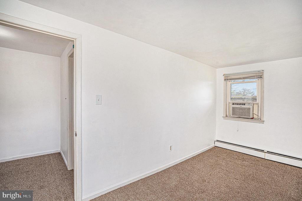 819 W 4TH STREET
