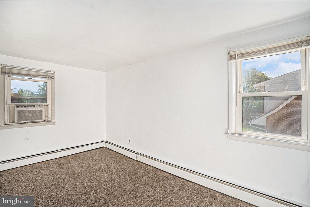 819 W 4TH STREET