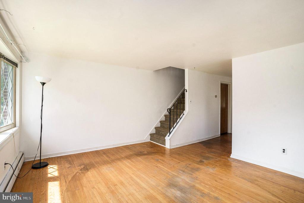 819 W 4TH STREET