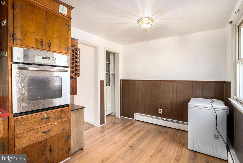 819 W 4TH STREET