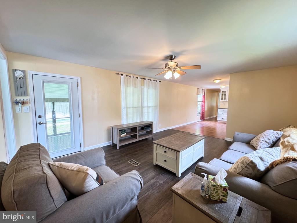 105 WINDING BROOK RUN