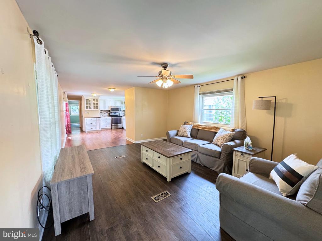 105 WINDING BROOK RUN