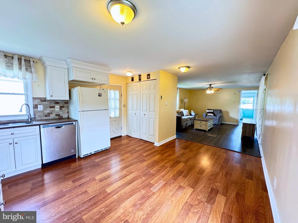 105 WINDING BROOK RUN