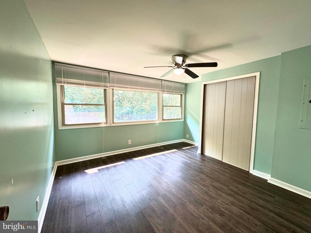 105 WINDING BROOK RUN