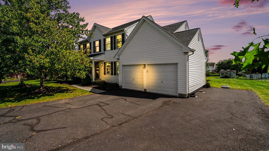 1008 E FOURTH STREET