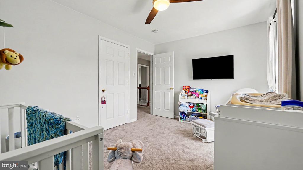 1008 E FOURTH STREET