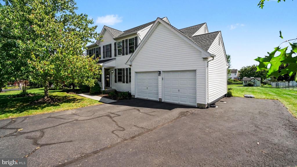 1008 E FOURTH STREET