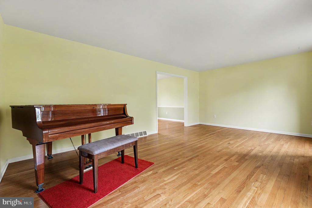 265 TOWNSHIP LINE ROAD