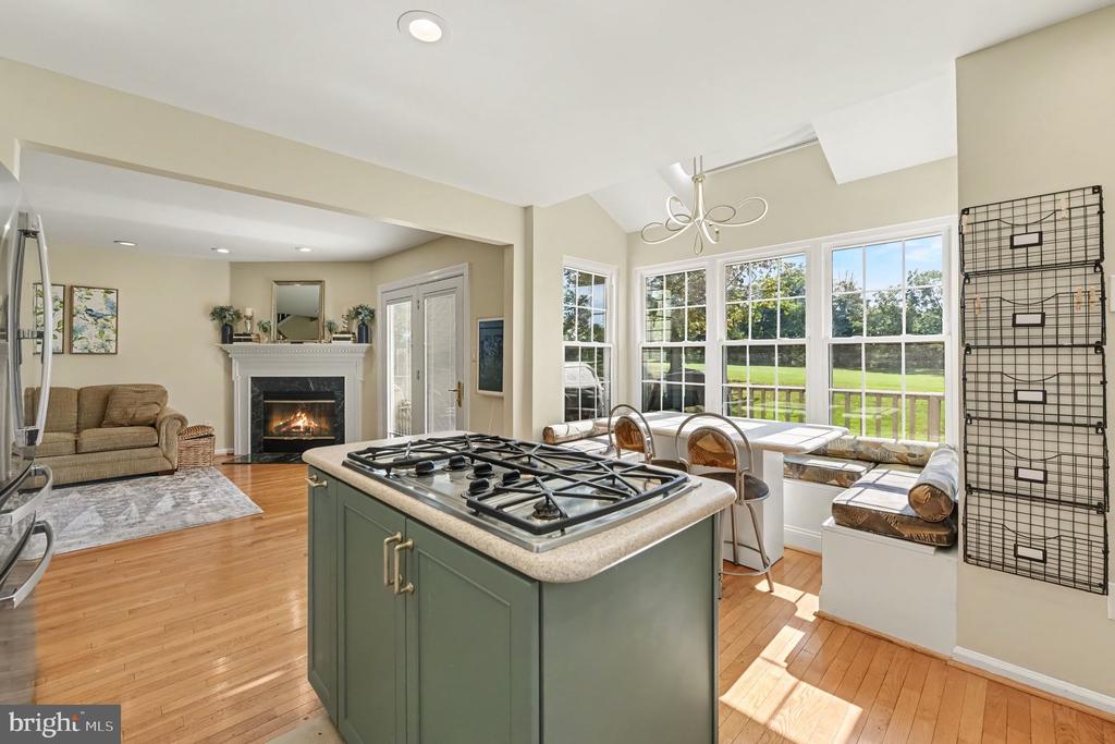 183 GLENEAGLES COURT