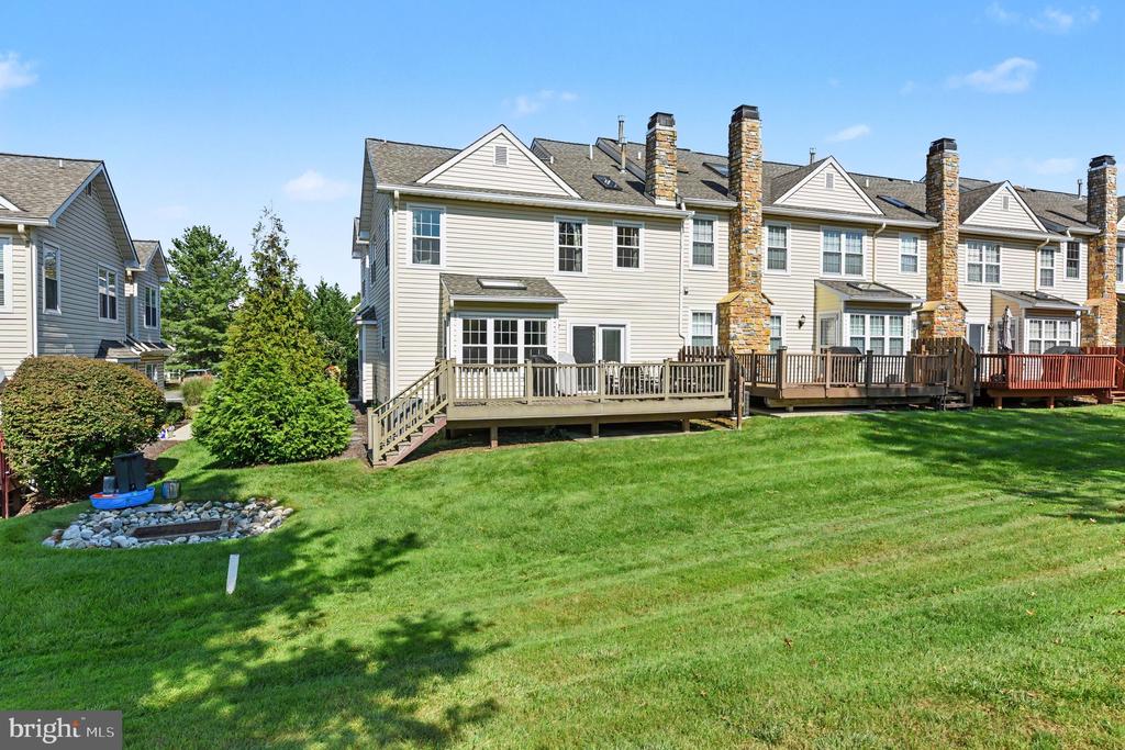 183 GLENEAGLES COURT