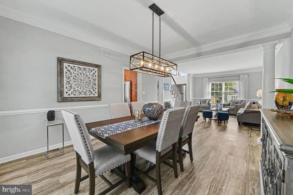 302 CENTENNIAL DRIVE