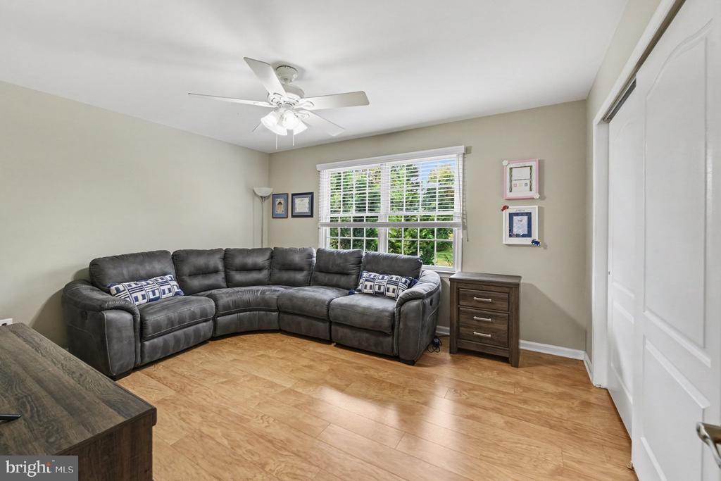 302 CENTENNIAL DRIVE