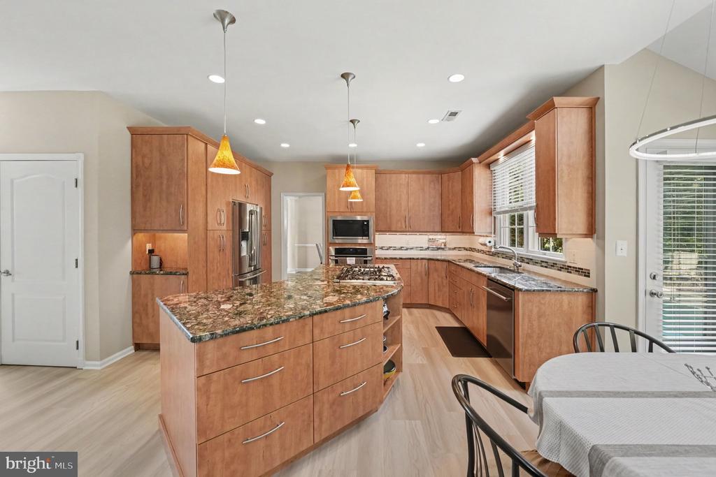 302 CENTENNIAL DRIVE