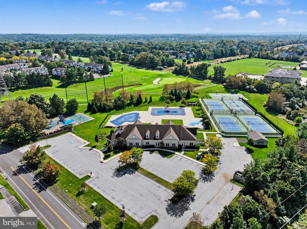 302 CENTENNIAL DRIVE