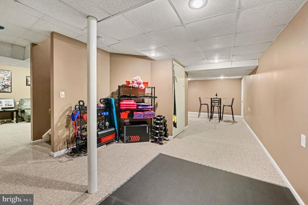 302 CENTENNIAL DRIVE